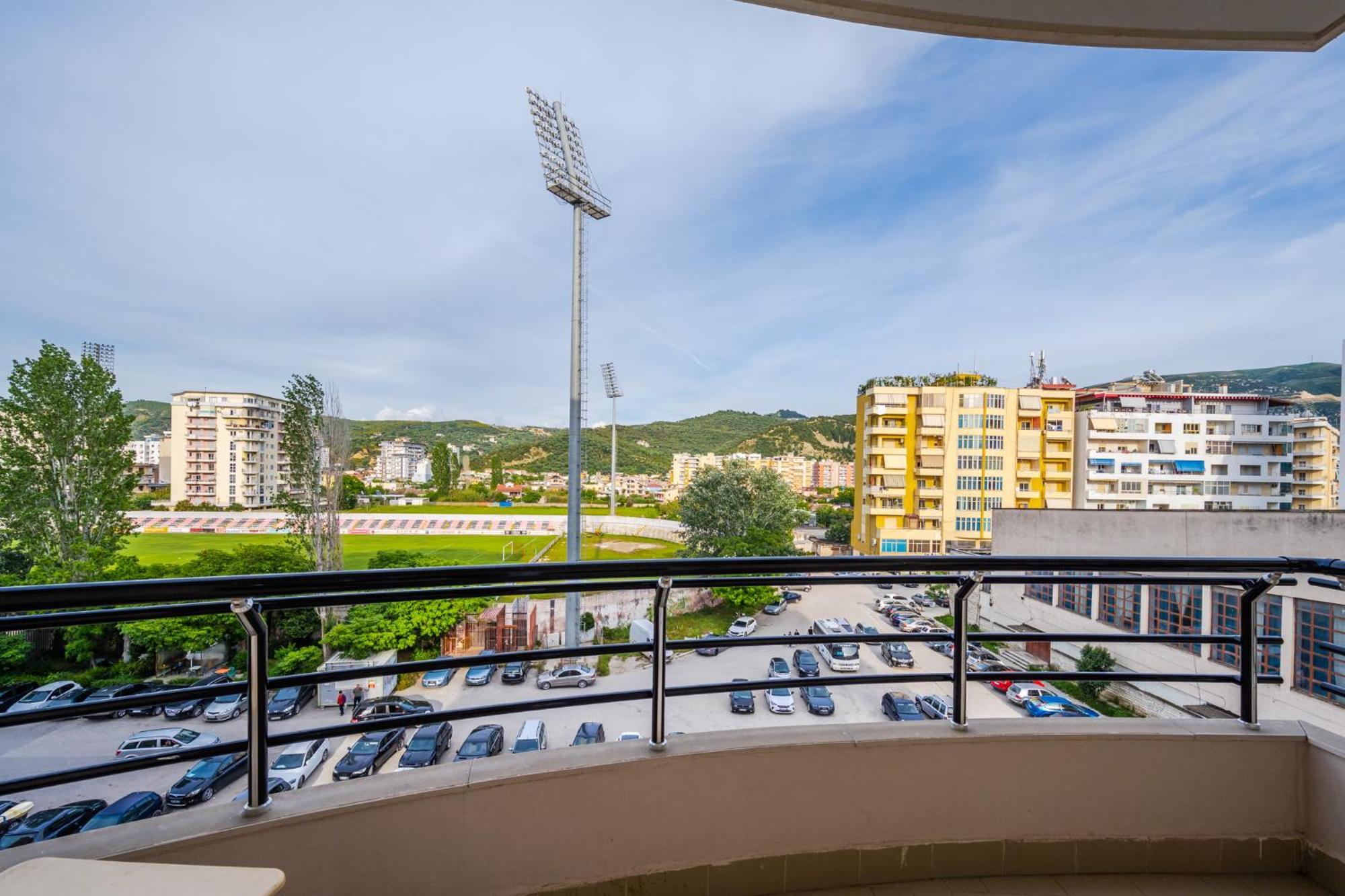 City Center Apartments By Kondo Stays Vlorë Exterior foto