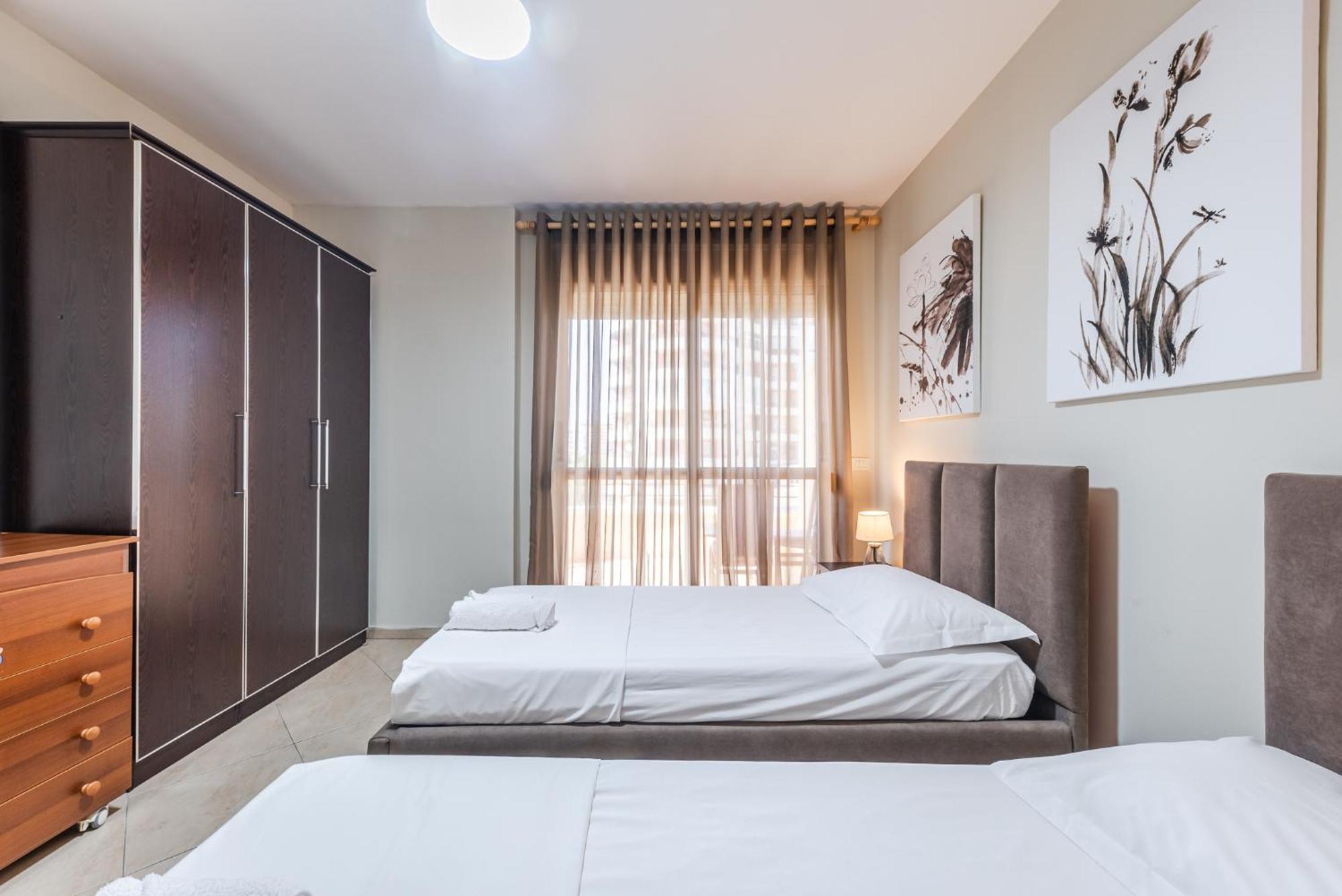 City Center Apartments By Kondo Stays Vlorë Exterior foto